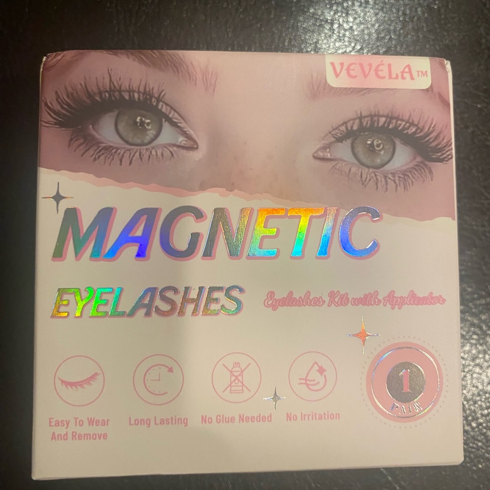 Magnetic Lash Kit by Vevéla — No Glue Needed (Brand New)